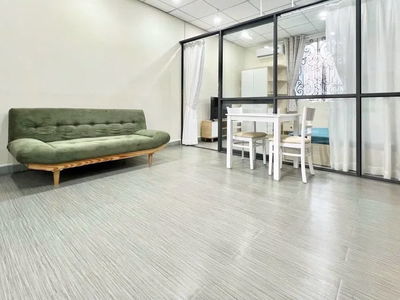 Gehäuse In Nha Be, Vietnam Gehäuse In Nha Be, Vietnam