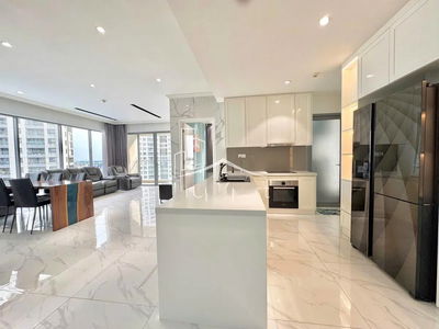 Diamond Island, Vietnam Diamond Island, Vietnam