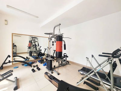 Gehäuse In Ho Chi Minh City, Vietnam Gehäuse In Ho Chi Minh City, Vietnam