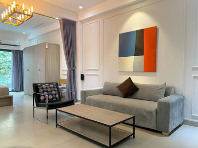 Gehäuse In Nha Be, Vietnam  Gehäuse In Nha Be, Vietnam