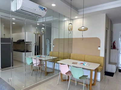 Moonlight Boulevard, Vietnam Moonlight Boulevard, Vietnam