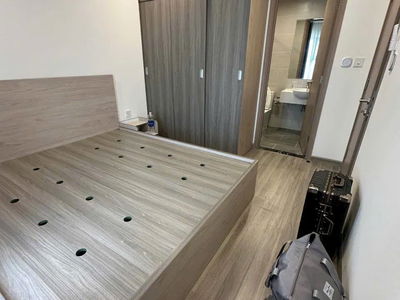 Beverly Solari, Vietnam Beverly Solari, Vietnam