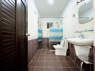 Housing in Ho Chi Minh City, Vietnam Housing in Ho Chi Minh City, Vietnam