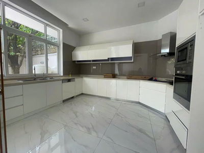 Gehäuse In Ho Chi Minh City, Vietnam Gehäuse In Ho Chi Minh City, Vietnam