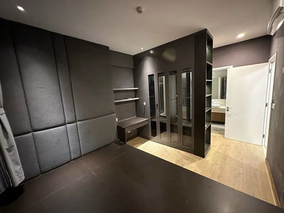 Diamond Island, Vietnam Diamond Island, Vietnam