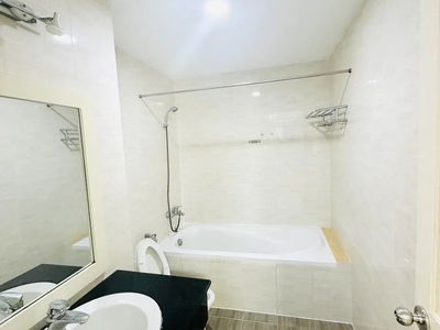 Hung Gia, Vietnam  Hung Gia, Vietnam