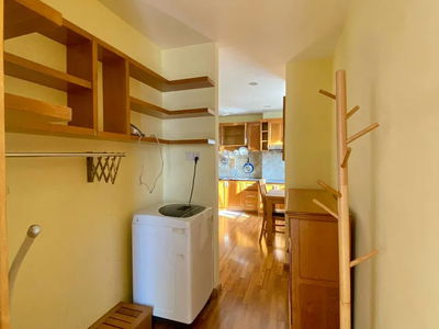 Gehäuse In Nha Be, Vietnam  Gehäuse In Nha Be, Vietnam