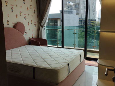 Happy in Vista, Vietnam Happy in Vista, Vietnam