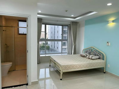 Scenic Valley, Vietnam  Scenic Valley, Vietnam