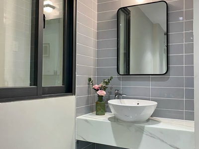 Gehäuse In Nha Be, Vietnam  Gehäuse In Nha Be, Vietnam