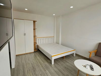 Gehäuse In Nha Be, Vietnam  Gehäuse In Nha Be, Vietnam