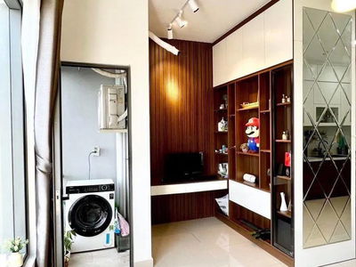 Sunrise City, Vietnam Sunrise City, Vietnam