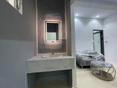 Gehäuse In Ho Chi Minh City, Vietnam  Gehäuse In Ho Chi Minh City, Vietnam