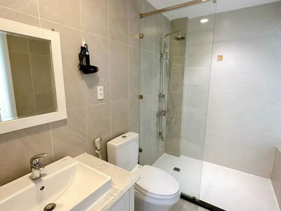 Hung Gia, Vietnam  Hung Gia, Vietnam