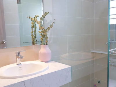 Gehäuse In Nha Be, Vietnam  Gehäuse In Nha Be, Vietnam