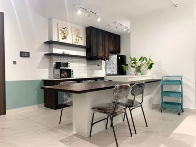 Midtown, Vietnam  Midtown, Vietnam