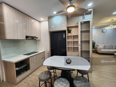 Him Lam Cho Lon, Vietnam Him Lam Cho Lon, Vietnam