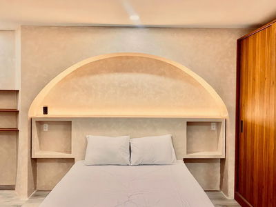 Monarchy building, Vietnam Monarchy building, Vietnam