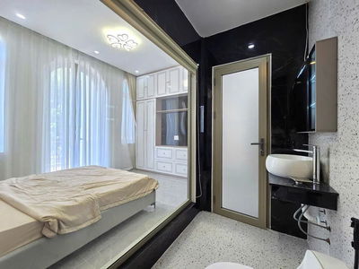 Gehäuse In Da Nang, Vietnam  Gehäuse In Da Nang, Vietnam