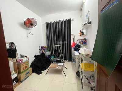 Nguyen Huu Tien Street, Vietnam Nguyen Huu Tien Street, Vietnam