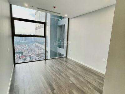 The Nine, Vietnam The Nine, Vietnam