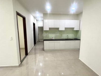 Topaz Elite, Vietnam Topaz Elite, Vietnam