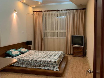 Trung Hoa Nhan Chinh, Vietnam Trung Hoa Nhan Chinh, Vietnam