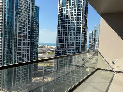 Жилье в Dubai, United Arab Emirates  Жилье в Dubai, United Arab Emirates