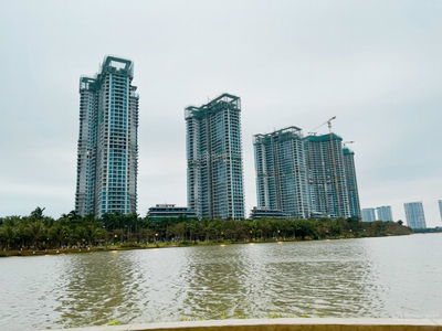 Swan Lake Onsen, Vietnam Swan Lake Onsen, Vietnam