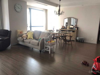 Royal City Royal City