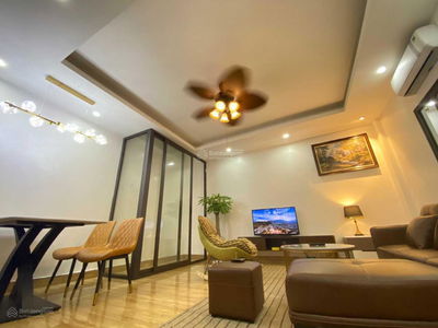 Ho Tung Mau Street, Vietnam Ho Tung Mau Street, Vietnam