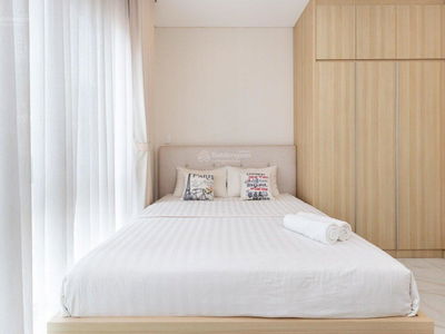 Tran Trong Cung Street, Vietnam  Tran Trong Cung Street, Vietnam