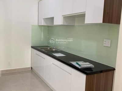 Topaz Elite, Vietnam Topaz Elite, Vietnam