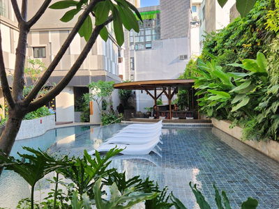 Zenith, Vietnam Zenith, Vietnam