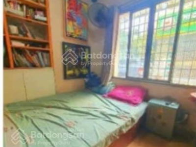 Mai Dong Street, Vietnam Mai Dong Street, Vietnam