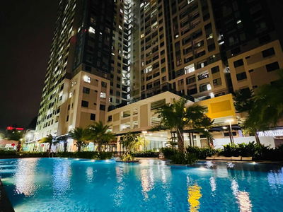 Charm City, Vietnam Charm City, Vietnam