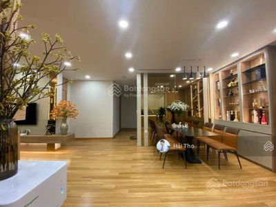 Iris Garden Project, Vietnam Iris Garden Project, Vietnam