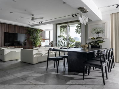 The Peak, Vietnam The Peak, Vietnam