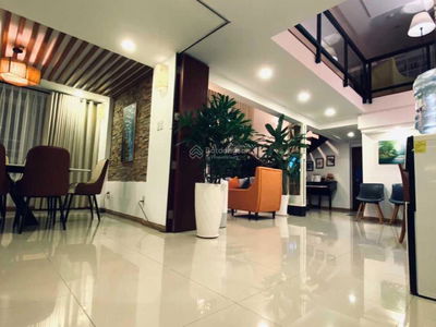 Phu Hoang Anh, Vietnam Phu Hoang Anh, Vietnam