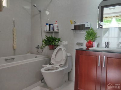 Hoang Anh Thanh Binh, Vietnam  Hoang Anh Thanh Binh, Vietnam