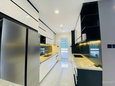 Sunrise City, Vietnam Sunrise City, Vietnam