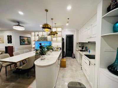 Golden Field My Dinh Project, Vietnam Golden Field My Dinh Project, Vietnam