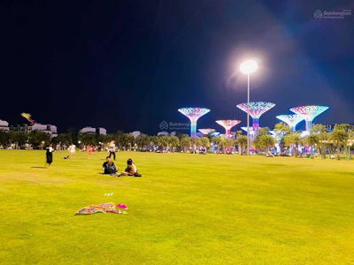 Vinhomes Grand Park, Vietnam  Vinhomes Grand Park, Vietnam