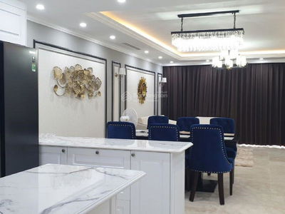 D'. Le Roi Soleil, Vietnam D'. Le Roi Soleil, Vietnam