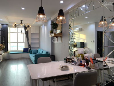 Hoang Anh Thanh Binh, Vietnam Hoang Anh Thanh Binh, Vietnam