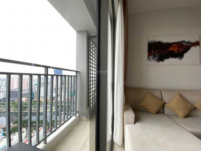 River Gate, Vietnam River Gate, Vietnam