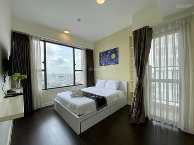 River Gate, Vietnam River Gate, Vietnam