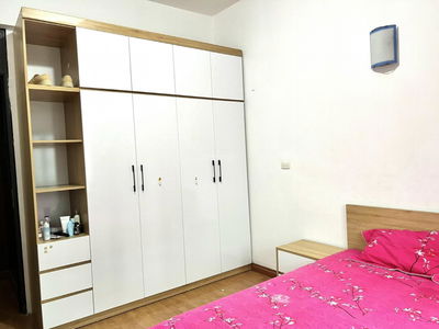 Duong Dinh Nghe Street, Vietnam Duong Dinh Nghe Street, Vietnam