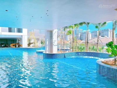 The Antonia, Vietnam  The Antonia, Vietnam