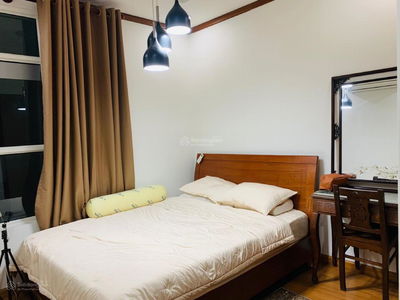 Hoang Anh Thanh Binh, Vietnam Hoang Anh Thanh Binh, Vietnam